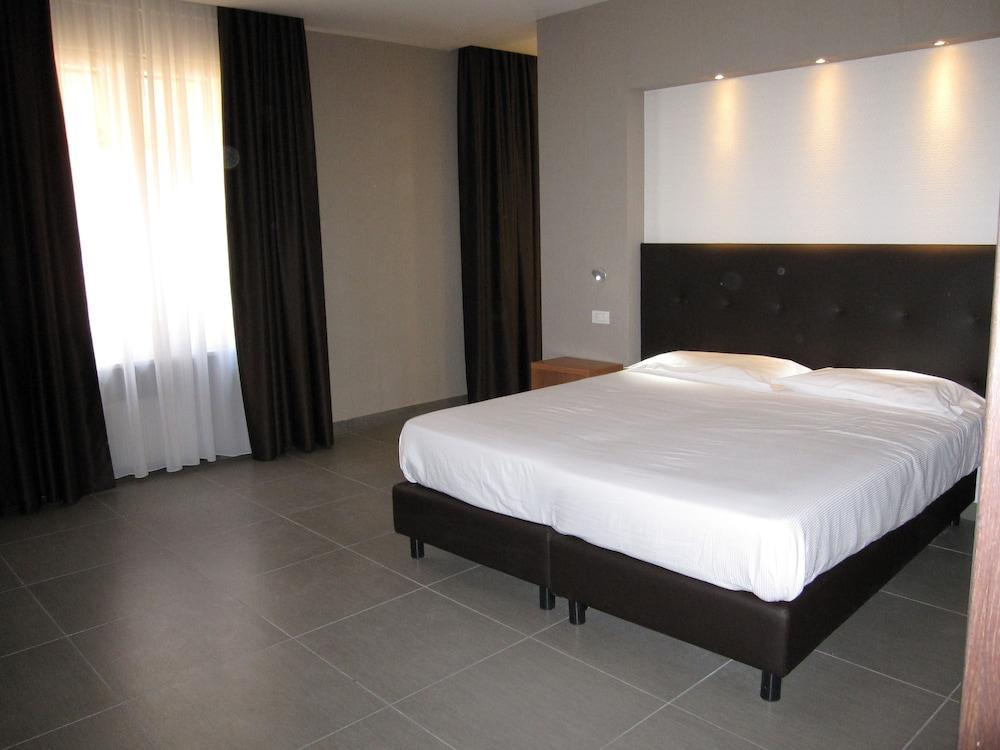 Napolit'Amo Hotel Medina Room photo